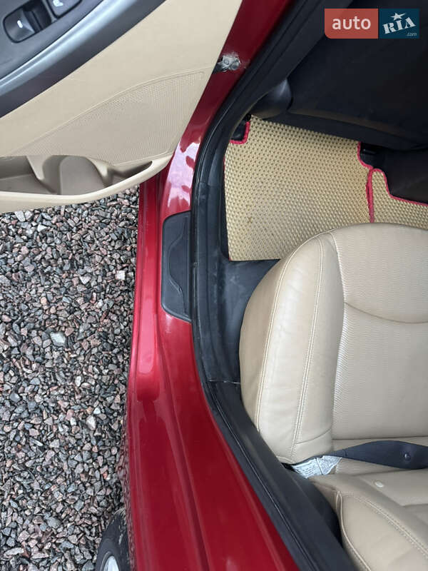 Седан Hyundai Elantra 2012 в Бориславі