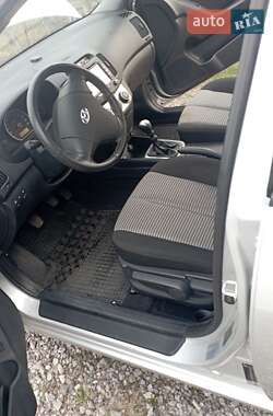 Седан Hyundai Elantra 2010 в 