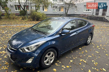 Седан Hyundai Elantra 2015 в 