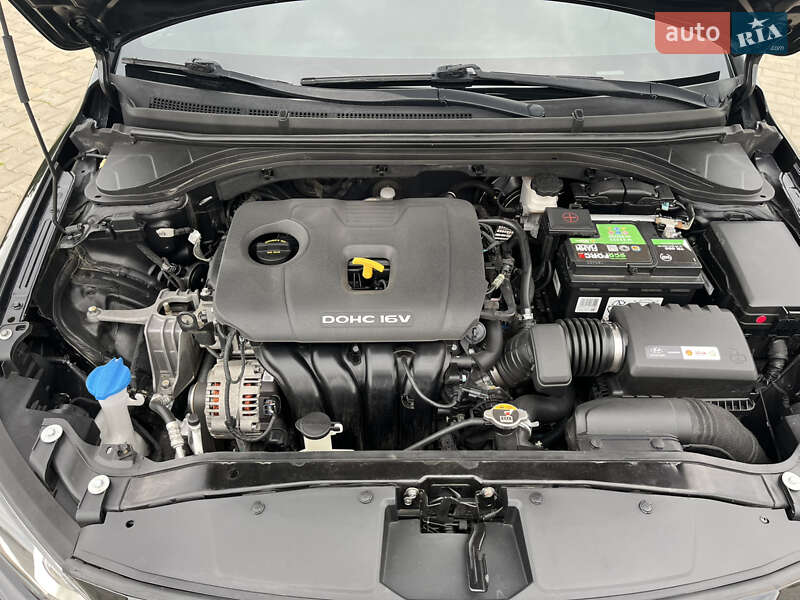 Седан Hyundai Elantra 2018 в Одессе фото 19 Седан Hyundai Elantra 2018 в Одессе
