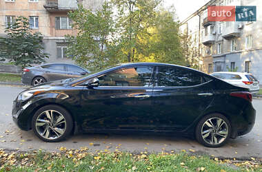 Седан Hyundai Elantra 2015 в Дніпрі