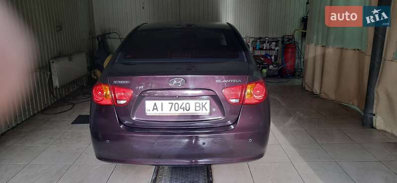 Седан Hyundai Elantra 2008 в Василькове