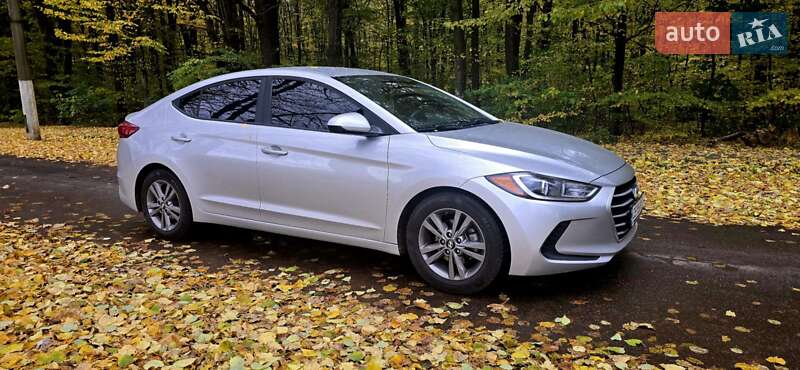 Седан Hyundai Elantra 2018 в Виннице