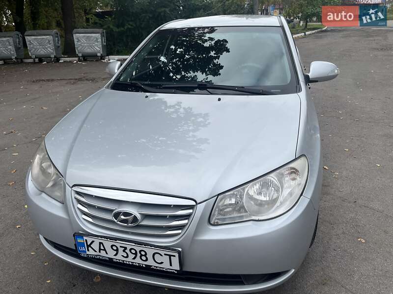 Hyundai Elantra 2010