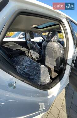 Седан Hyundai Elantra 2025 в 