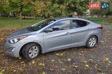Седан Hyundai Elantra 2015 в Києві