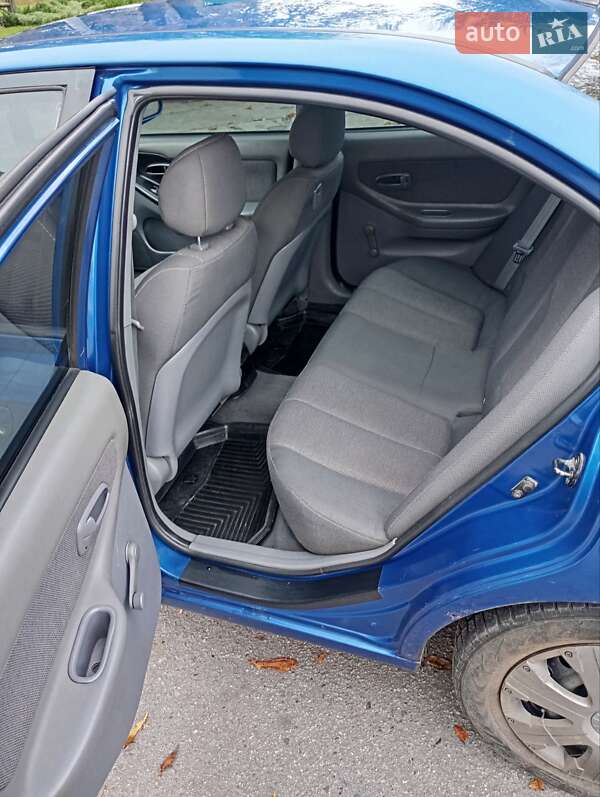 Седан Hyundai Elantra 2004 в Великій Багачці фото 8 Седан Hyundai Elantra 2004 в Великій Багачці