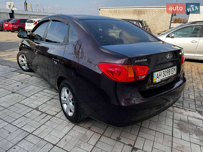 Седан Hyundai Elantra 2007 в Дніпрі