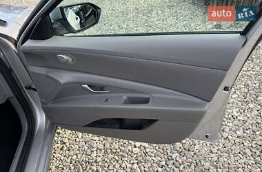 Седан Hyundai Elantra 2020 в 