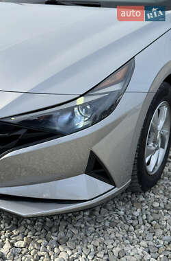 Седан Hyundai Elantra 2020 в 