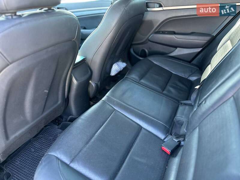 Седан Hyundai Elantra 2016 в Глевахе фото 27 Седан Hyundai Elantra 2016 в Глевахе