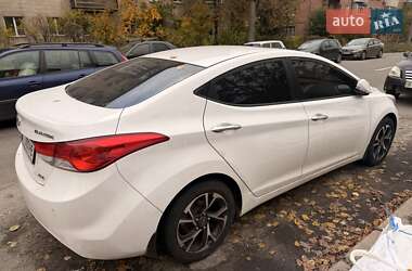 Седан Hyundai Elantra 2012 в Кобеляках