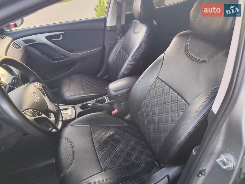 Седан Hyundai Elantra 2012 в Киеве фото 14 Седан Hyundai Elantra 2012 в Киеве