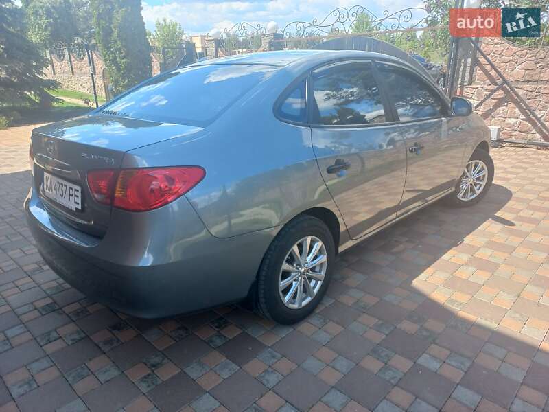 Седан Hyundai Elantra 2010 в Киеве фото 20 Седан Hyundai Elantra 2010 в Киеве