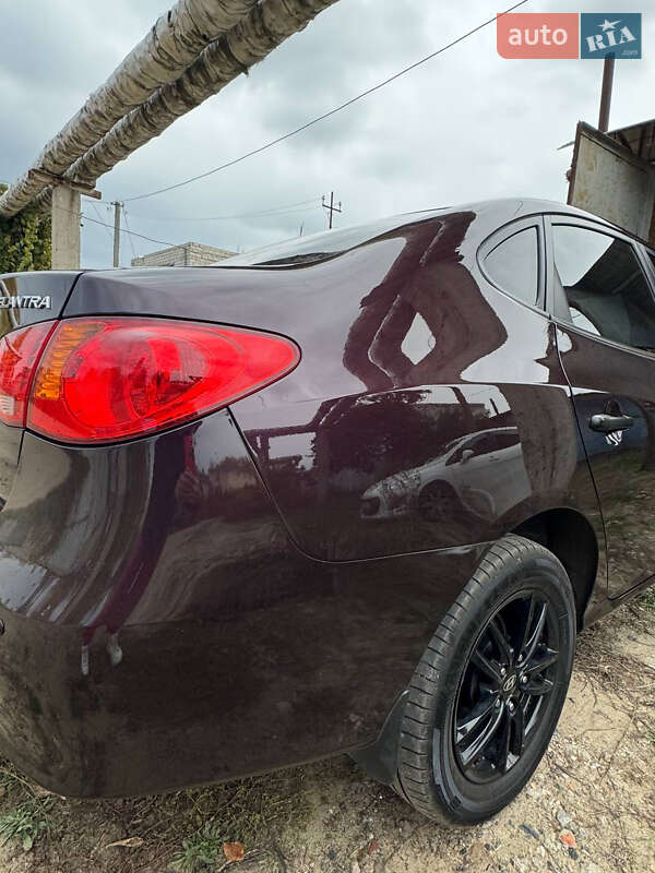 Седан Hyundai Elantra 2011 в Харькове фото 6 Седан Hyundai Elantra 2011 в Харькове