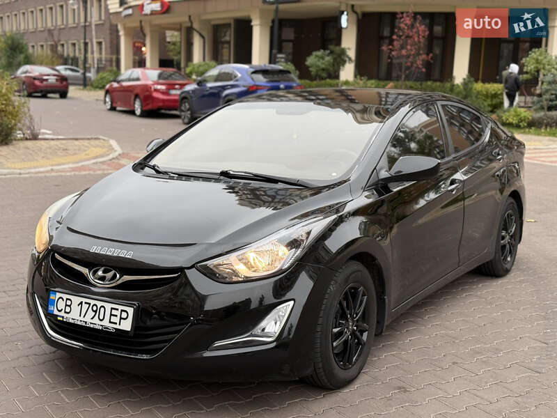 Седан Hyundai Elantra 2015 в Києві фото 2 Седан Hyundai Elantra 2015 в Києві