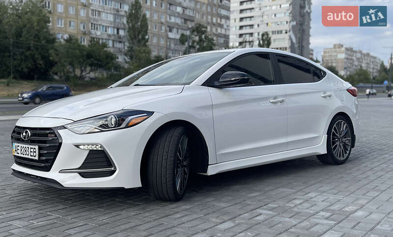 Седан Hyundai Elantra 2017 в Днепре фото 2 Седан Hyundai Elantra 2017 в Днепре