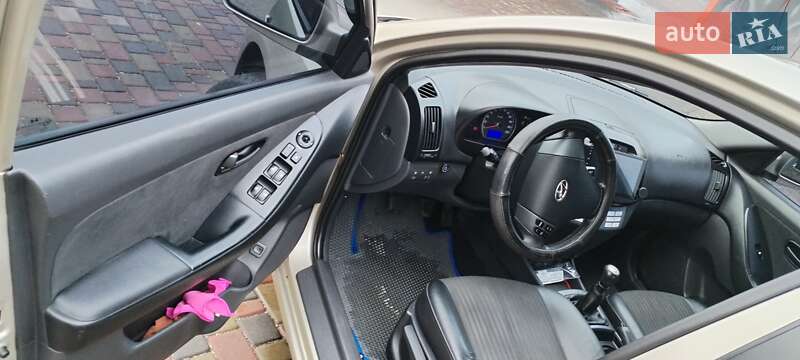 Седан Hyundai Elantra 2008 в Киеве фото 5 Седан Hyundai Elantra 2008 в Киеве