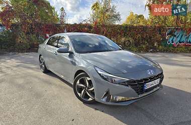 Седан Hyundai Elantra 2021 в Хмельницком