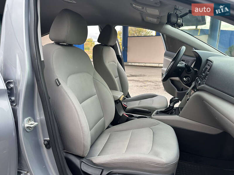 Седан Hyundai Elantra 2017 в Дніпрі фото 27 Седан Hyundai Elantra 2017 в Дніпрі