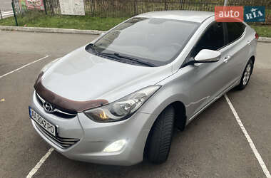 Седан Hyundai Elantra 2012 в Києві