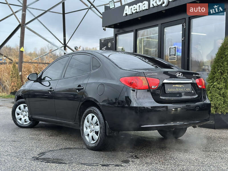 Седан Hyundai Elantra 2011 в Харькове фото 4 Седан Hyundai Elantra 2011 в Харькове