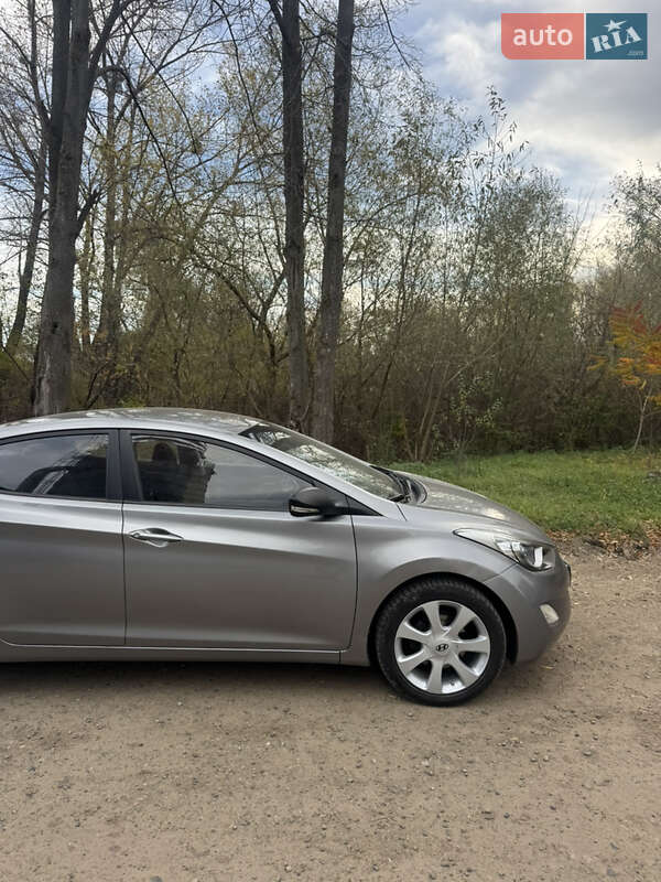 Седан Hyundai Elantra 2011 в Болехове фото 6 Седан Hyundai Elantra 2011 в Болехове