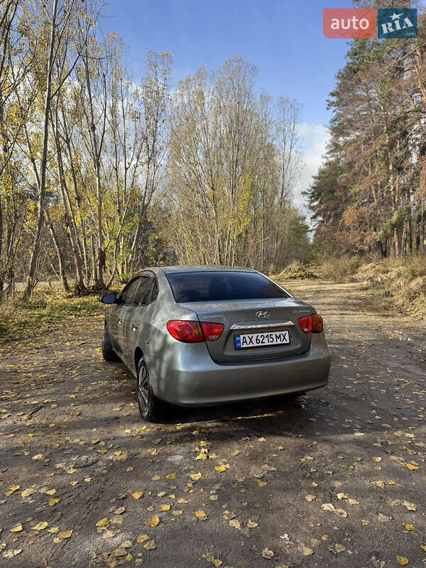 Седан Hyundai Elantra 2010 в Харкові фото 14 Седан Hyundai Elantra 2010 в Харкові