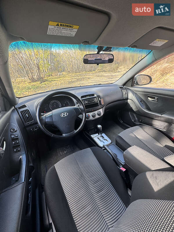 Седан Hyundai Elantra 2010 в Харкові фото 18 Седан Hyundai Elantra 2010 в Харкові