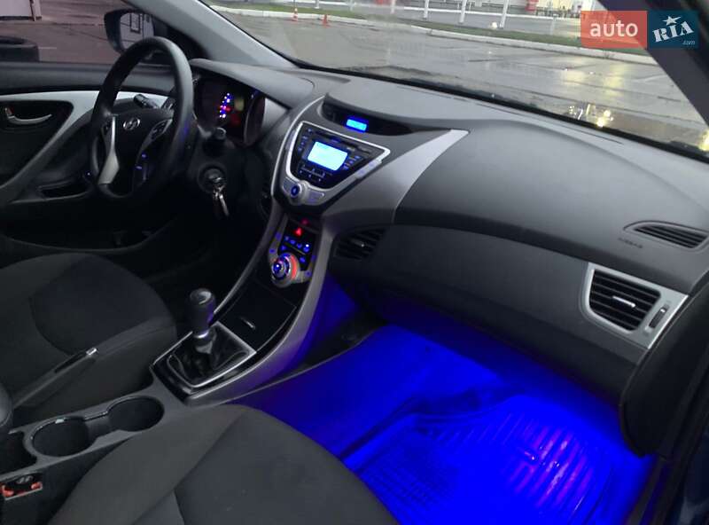 Седан Hyundai Elantra 2013 в Харькове фото 24 Седан Hyundai Elantra 2013 в Харькове
