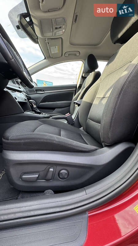 Седан Hyundai Elantra 2016 в Києві фото 26 Седан Hyundai Elantra 2016 в Києві