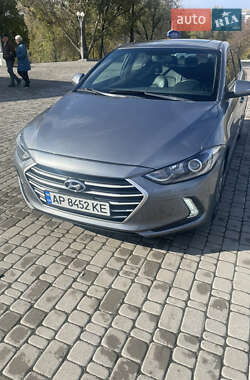 Седан Hyundai Elantra 2017 в Запорожье