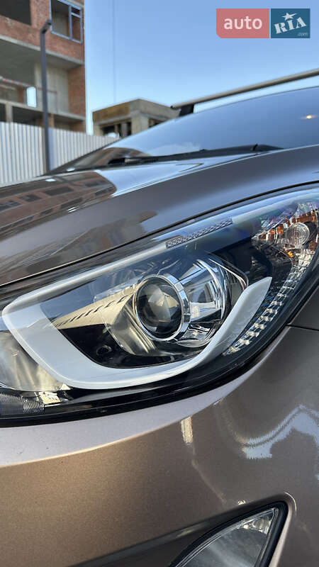 Седан Hyundai Elantra 2014 в Львове фото 12 Седан Hyundai Elantra 2014 в Львове