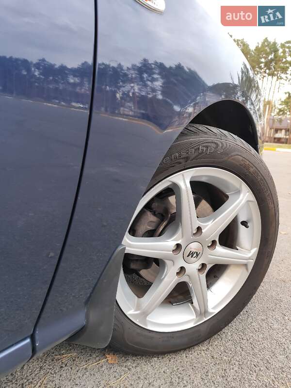 Седан Hyundai Elantra 2008 в Киеве