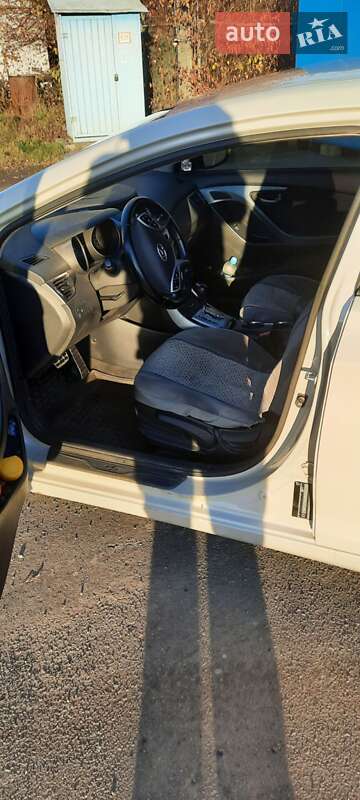 Седан Hyundai Elantra 2012 в Виннице