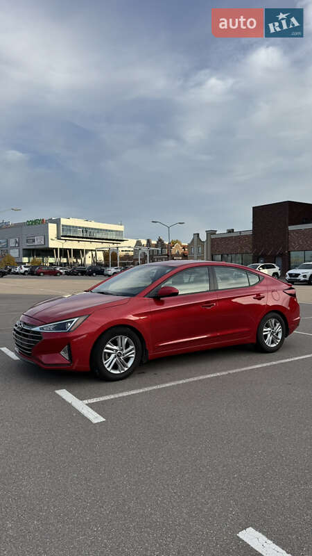 Седан Hyundai Elantra 2020 в Киеве
