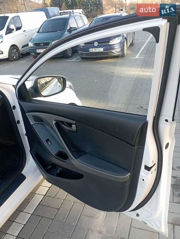 Седан Hyundai Elantra 2012 в Виннице фото 16 Седан Hyundai Elantra 2012 в Виннице