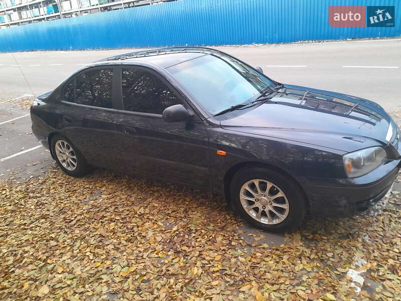 Hyundai Elantra 2005