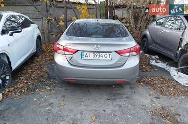 Седан Hyundai Elantra 2012 в Бучі