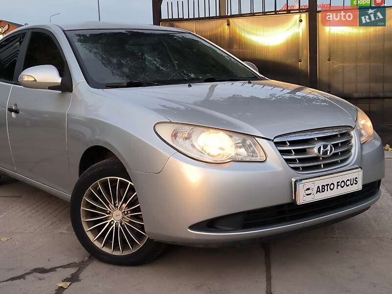 Седан Hyundai Elantra 2010 в Києві фото 4 Седан Hyundai Elantra 2010 в Києві