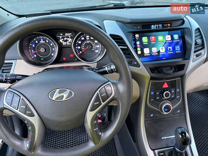 Седан Hyundai Elantra 2014 в Киеве фото 29 Седан Hyundai Elantra 2014 в Киеве