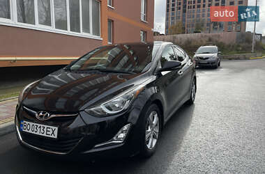Седан Hyundai Elantra 2015 в Тернополі
