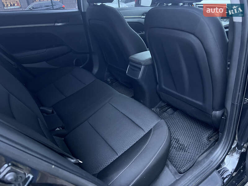 Седан Hyundai Elantra 2018 в Днепре фото 17 Седан Hyundai Elantra 2018 в Днепре