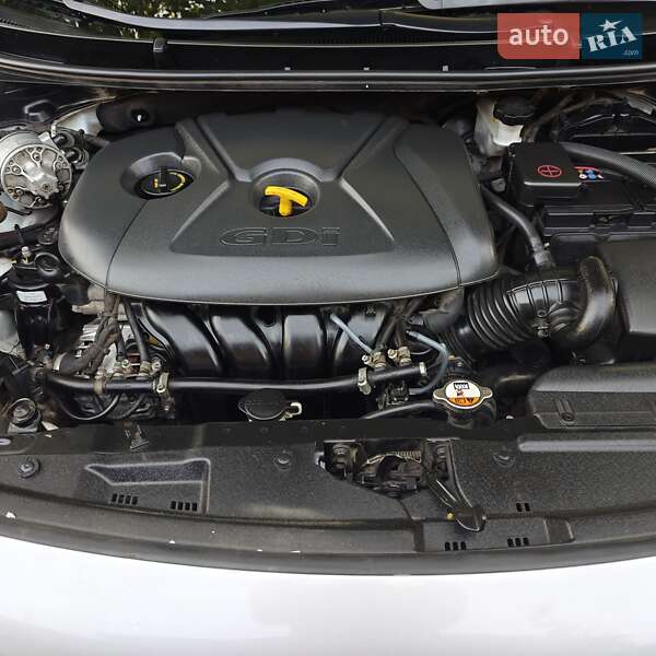 Хэтчбек Hyundai Elantra 2016 в Мукачево фото 14 Хэтчбек Hyundai Elantra 2016 в Мукачево