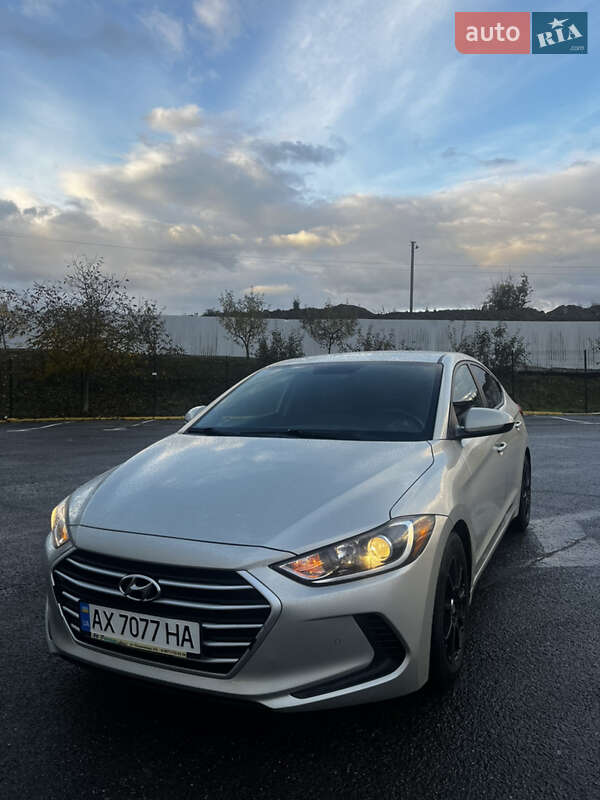 Седан Hyundai Elantra 2016 в Ужгороде фото 2 Седан Hyundai Elantra 2016 в Ужгороде