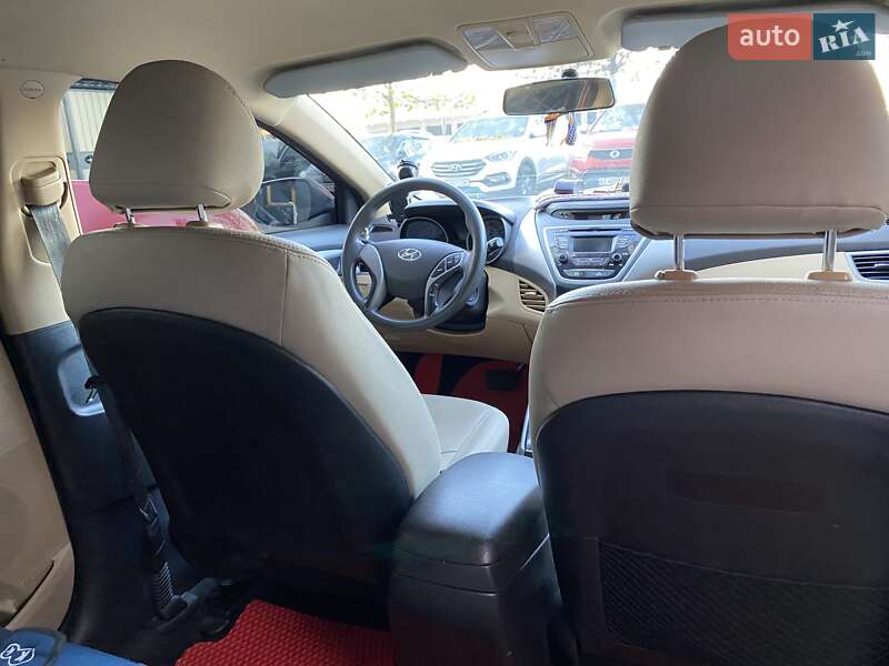 Седан Hyundai Elantra 2012 в Ирпене фото 29 Седан Hyundai Elantra 2012 в Ирпене