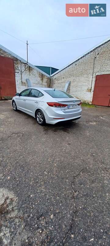 Седан Hyundai Elantra 2016 в Кагарлику фото 12 Седан Hyundai Elantra 2016 в Кагарлику