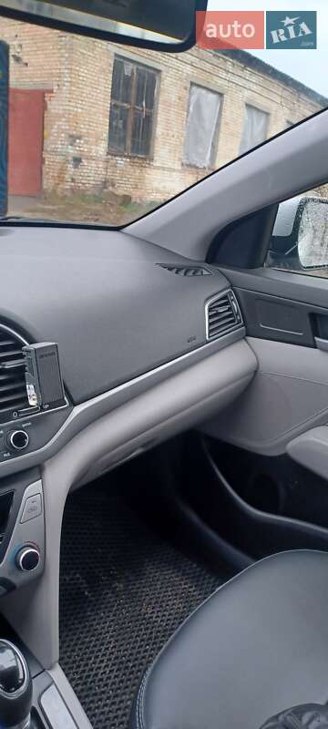 Седан Hyundai Elantra 2016 в Кагарлику фото 19 Седан Hyundai Elantra 2016 в Кагарлику