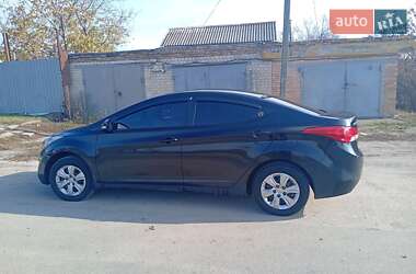 Седан Hyundai Elantra 2013 в Синельниково