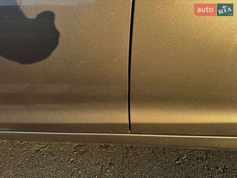 Седан Hyundai Elantra 2013 в Києві